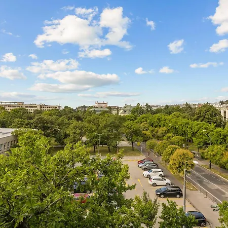 Modern City-center With Castle View * Bratislava